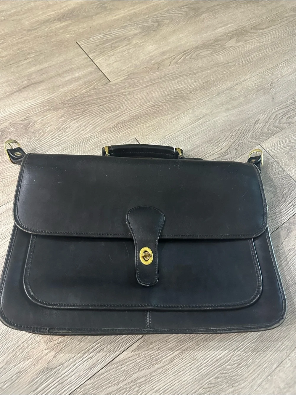 Vtg Black Leather Metropolitan Briefcase Messenger Business Bag